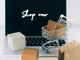 essential e-commerce website features