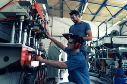 How to Find a US Manufacturer to Diversify Your Supply Chain