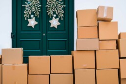 holiday shipping options e-commerce