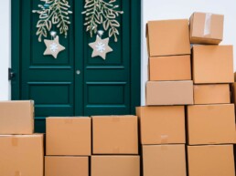 holiday shipping options e-commerce